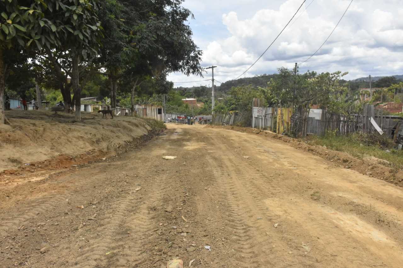 Camacã: Bairro da Portelinha recebe patrolamento